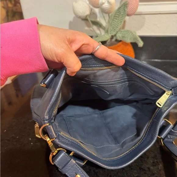 Fossil Dark Blue Leather Shoulder Bag - Picture 12 of 15